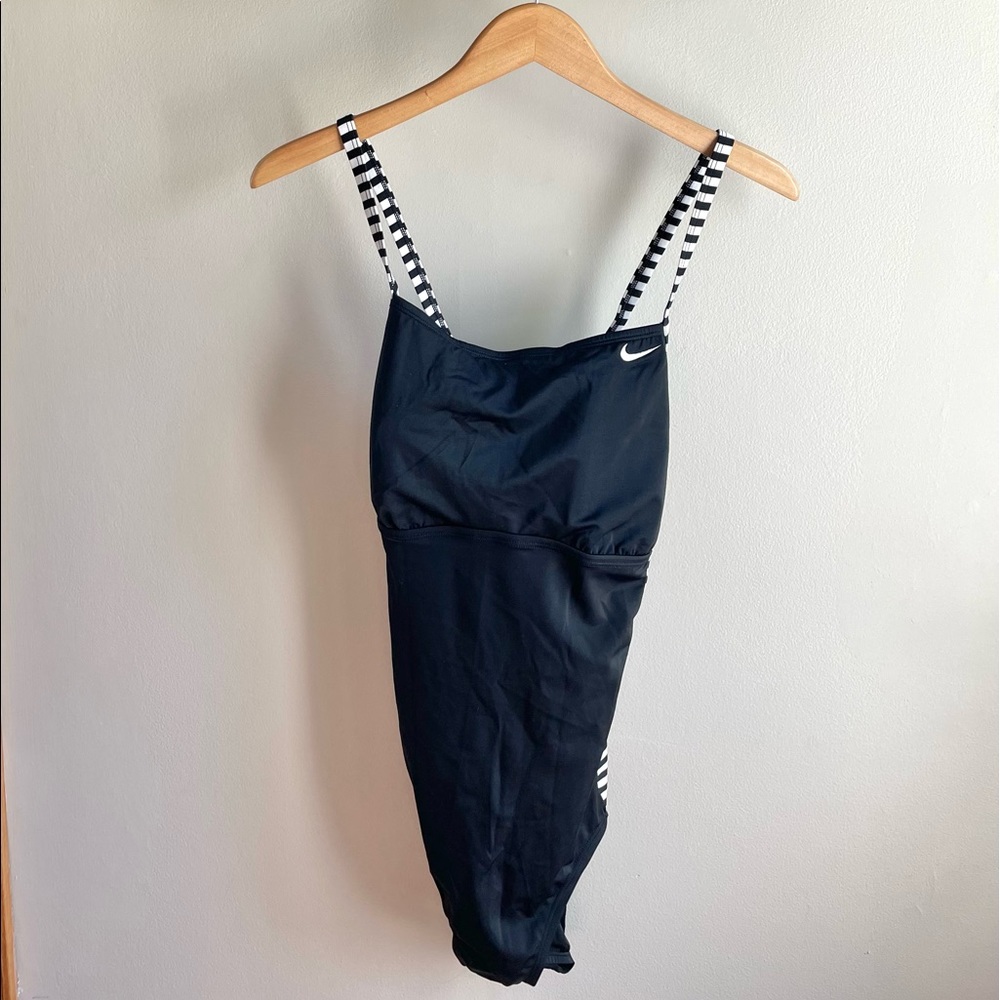 Nike swimsuit XL
